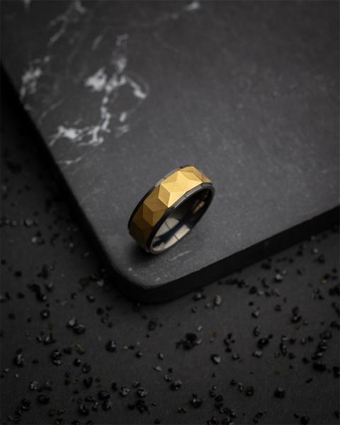 8 mm Titanring mit schwarzem und goldenem Finish - Timor Black Gold